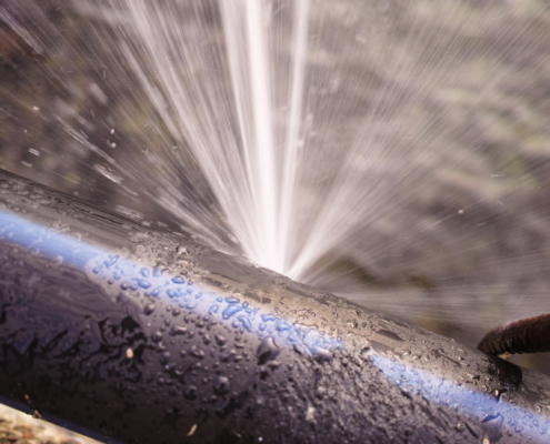 water pipe bursting and leaking water